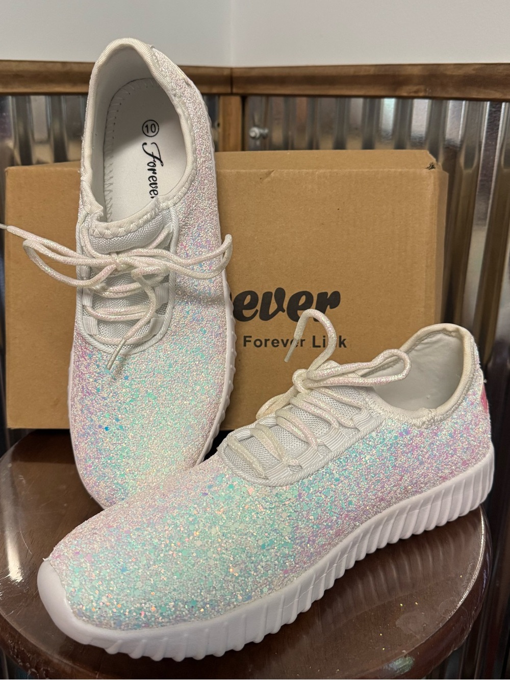 Forever Link Remy-18 White Glitter Light Weight Tennis Shoes -Size 10